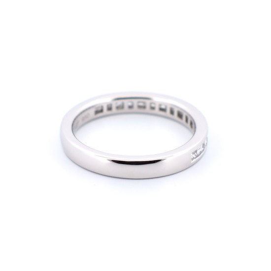 CLASSIC PRINCESS AND BAGUETTE CUT DIAMOND CHANNEL SET BAND